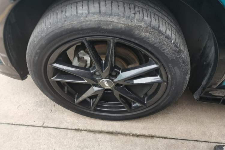 Used Audi Q2L 2021 35 TFSI Fashion Dynamic Model Left Front Wheel Hub