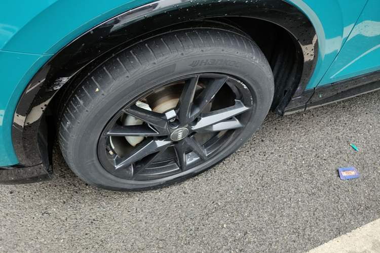 Used Audi Q2L 2021 35 TFSI Progressive Dynamic Edition Left Front Wheel Hub