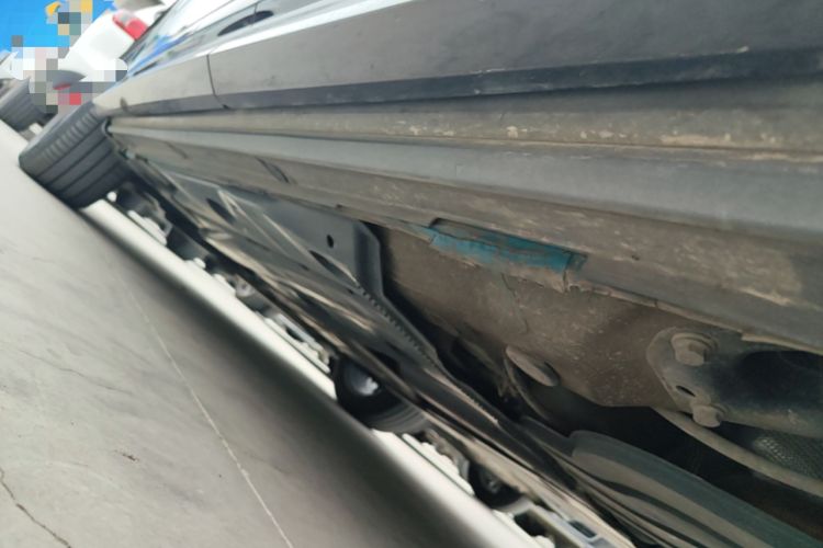 Used Audi Q2L 2021 35 TFSI Progressive Dynamic Edition Left Side Sill