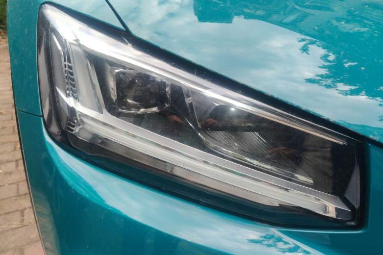 Used Audi Q2L 2021 35 TFSI Fashion Dynamic Model Right Front Headlight