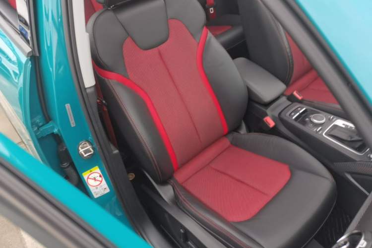 Used Audi Q2L 2021 35 TFSI Fashion Dynamic Model Right Front Seat