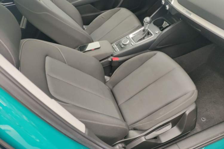 Used Audi Q2L 2021 35 TFSI Progressive Dynamic Edition Right Front Seat