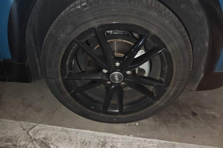 Used Audi Q2L 2021 35 TFSI Progressive Dynamic Edition Right Front Wheel Hub