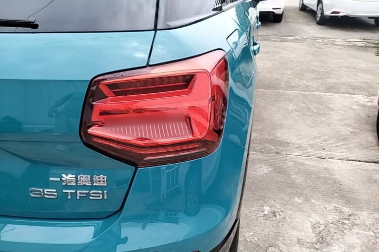 Used Audi Q2L 2021 35 TFSI Progressive Dynamic Edition Right Rear Taillight