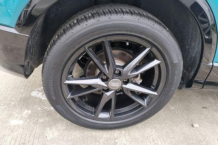 Used Audi Q2L 2021 35 TFSI Progressive Dynamic Edition Right Rear Wheel Hub
