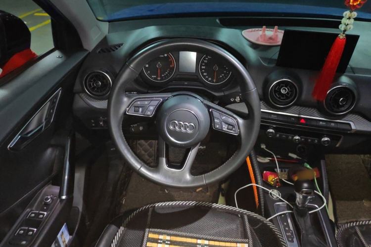 Used Audi Q2L 2021 35 TFSI Fashion Dynamic Model Steering Wheel