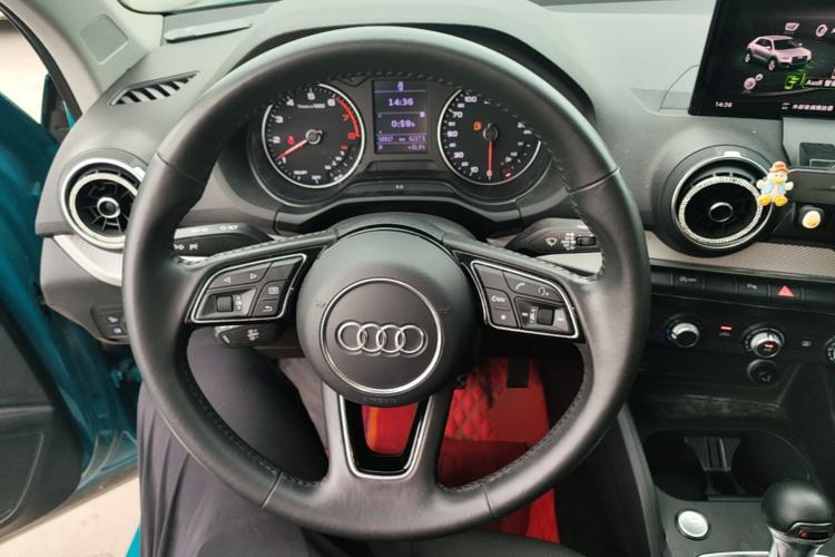 Used Audi Q2L 2021 35 TFSI Progressive Dynamic Edition Steering Wheel