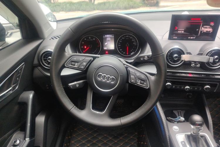 Used Audi Q2L 2021 35 TFSI Fashion Dynamic Model Steering Wheel