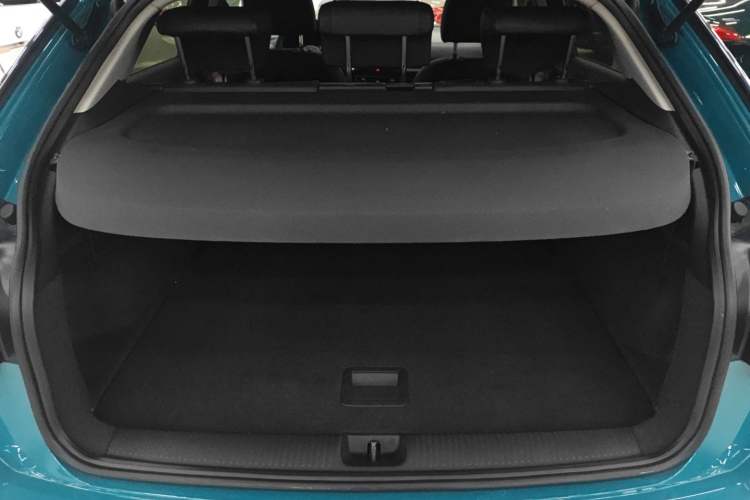 Used Audi Q2L 2021 35 TFSI Fashionable and Elegant Model Trunk