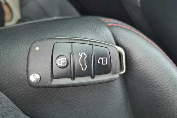 Used Audi Q2L 2021 35 TFSI Fashion Dynamic Model Vehicle Key