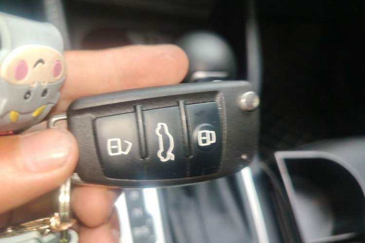 Used Audi Q2L 2021 35 TFSI Fashion Dynamic Model Vehicle Key
