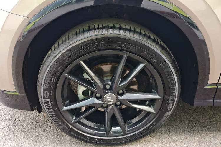 Used Audi Q2L 2021 35 TFSI Progressive Dynamic Edition Exterior 7