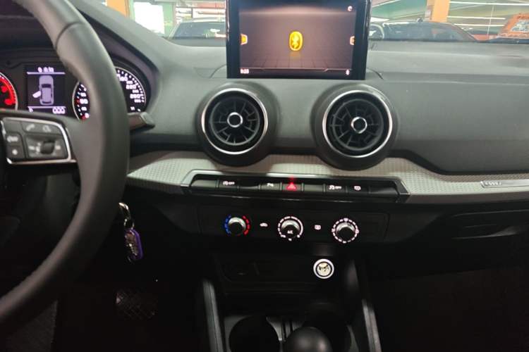 Used Audi Q2L 2021 35 TFSI Progressive Dynamic Edition Audio And AC Panel