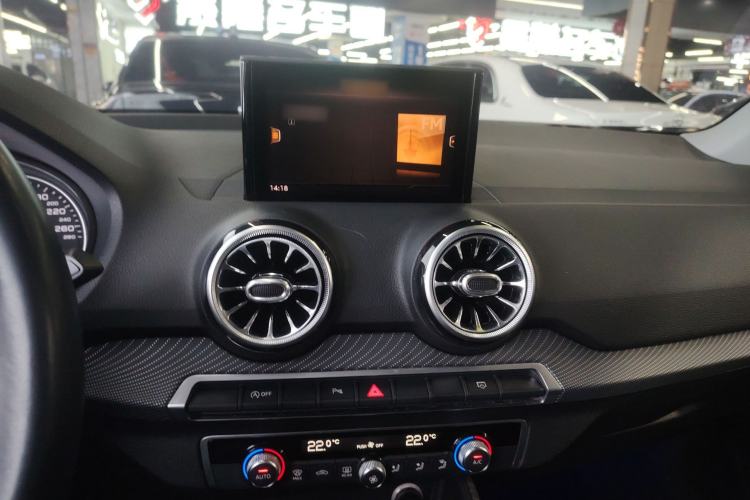 Used Audi Q2L 2021 35 TFSI Fashionable and Elegant Model Audio And AC Panel