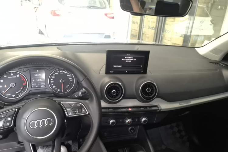 Used Audi Q2L 2021 35 TFSI Progressive Dynamic Edition Center Console
