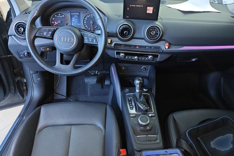 Used Audi Q2L 2021 35 TFSI Fashionable and Elegant Model Center Console