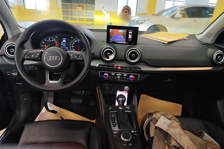 Used Audi Q2L 2021 35 TFSI Fashion Dynamic Model Center Console