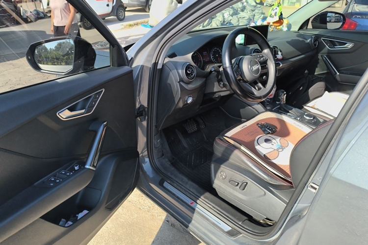 Used Audi Q2L 2021 35 TFSI Fashion Dynamic Model Driver Seat