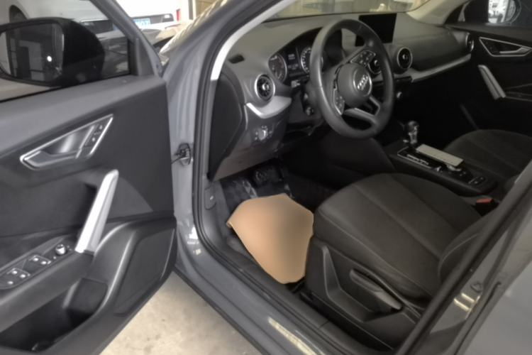 Used Audi Q2L 2021 35 TFSI Progressive Dynamic Edition Driver Seat