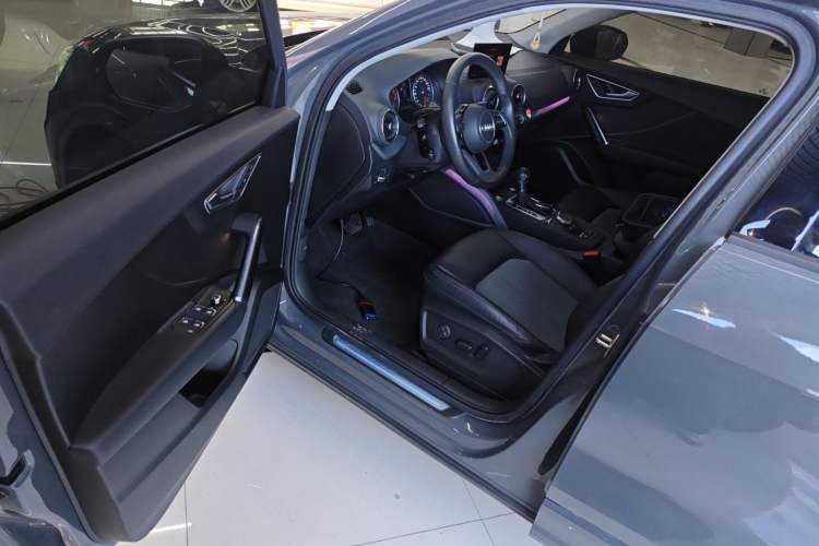 Used Audi Q2L 2021 35 TFSI Fashionable and Elegant Model Driver Seat