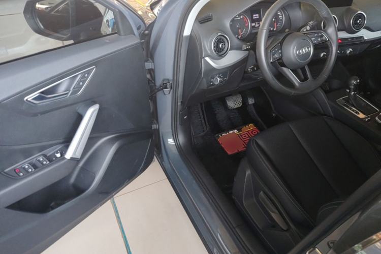 Used Audi Q2L 2021 35 TFSI Progressive Dynamic Edition Driver Seat