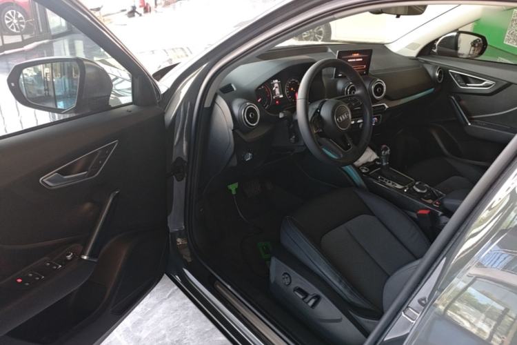Used Audi Q2L 2021 35 TFSI Fashionable and Elegant Model Driver Seat
