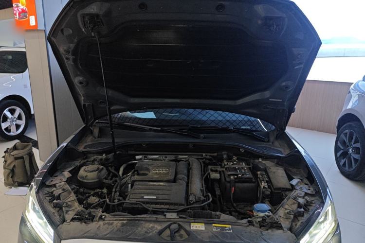 Used Audi Q2L 2021 35 TFSI Fashionable and Elegant Model Engine Bay
