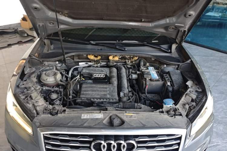 Used Audi Q2L 2021 35 TFSI Fashionable and Elegant Model Engine Bay