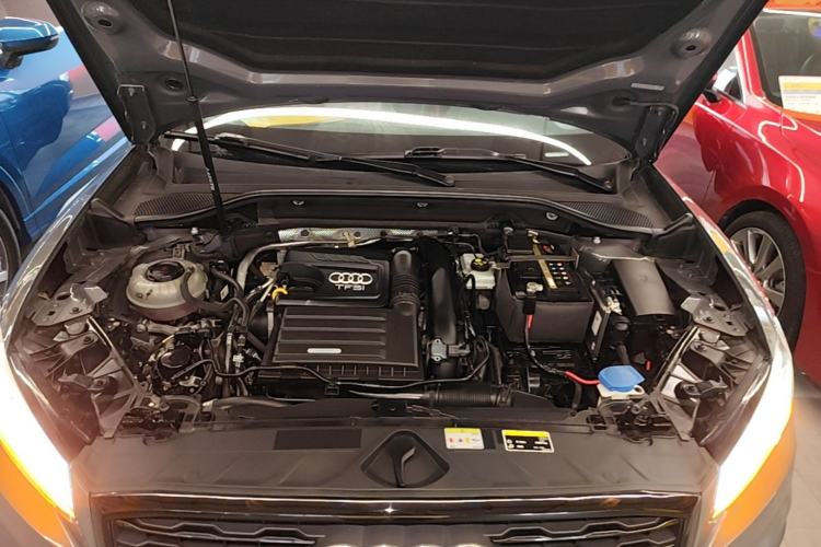 Used Audi Q2L 2021 35 TFSI Fashion Dynamic Model Engine Bay