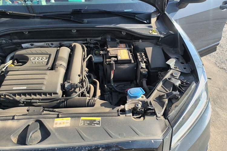 Used Audi Q2L 2021 35 TFSI Fashion Dynamic Model Engine Bay Left
