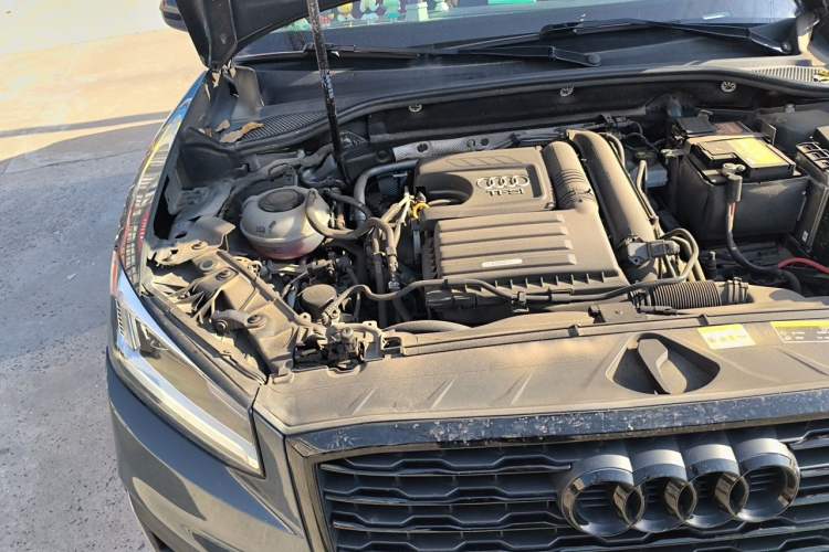 Used Audi Q2L 2021 35 TFSI Fashion Dynamic Model Engine Bay Right