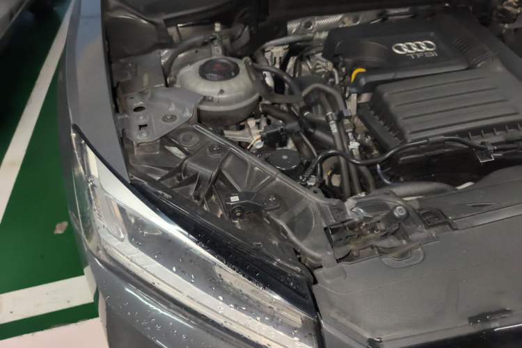 Used Audi Q2L 2021 35 TFSI Fashion Dynamic Model Engine Bay Right