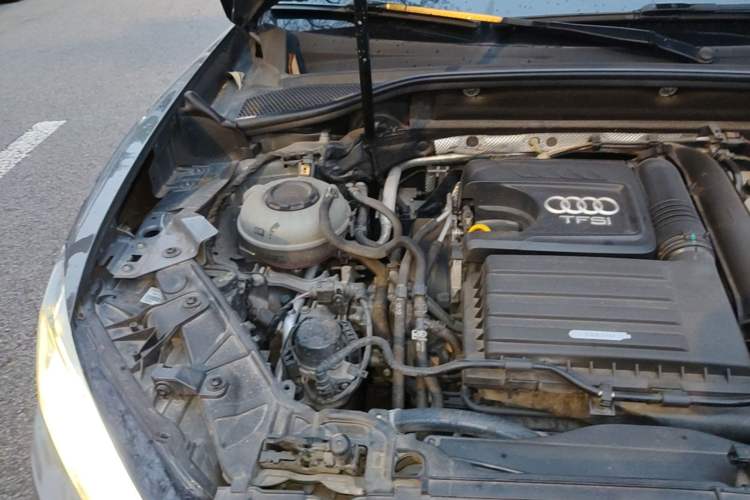 Used Audi Q2L 2021 35 TFSI Fashionable and Elegant Model Engine Bay Right