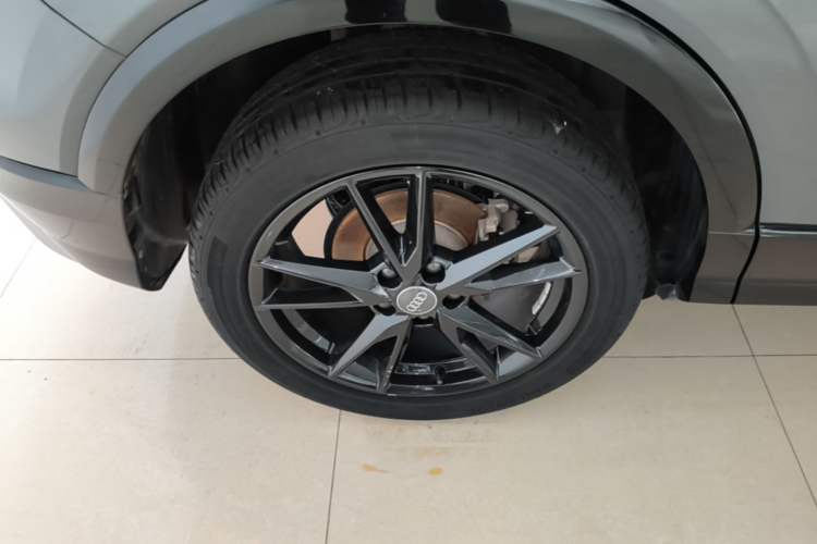 Used Audi Q2L 2021 35 TFSI Progressive Dynamic Edition Exterior 5