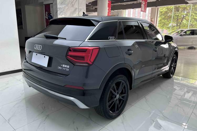 Used Audi Q2L 2021 35 TFSI Fashion Dynamic Model Exterior 6