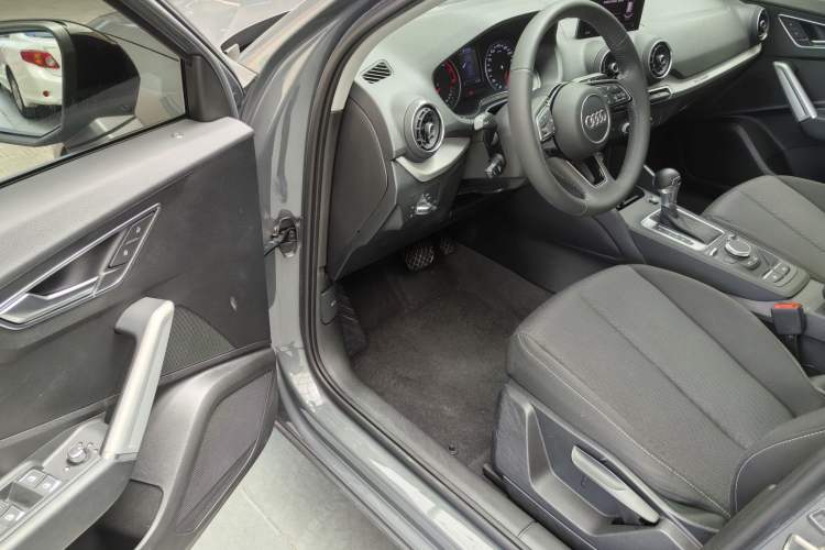 Used Audi Q2L 2021 35 TFSI Progressive Dynamic Edition Exterior 8