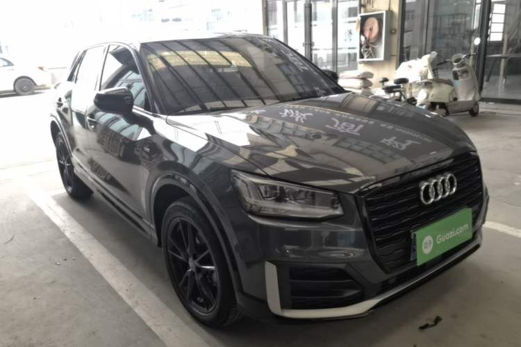 Used Audi Q2L 2021 35 TFSI Progressive Dynamic Edition Front Right 45 Deg
