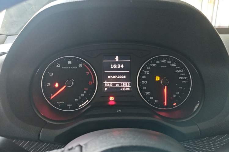 Used Audi Q2L 2021 35 TFSI Fashionable and Elegant Model Instrument Cluster
