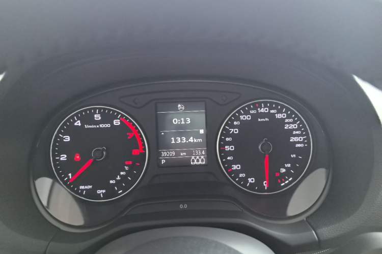 Used Audi Q2L 2021 35 TFSI Fashionable and Elegant Model Instrument Cluster