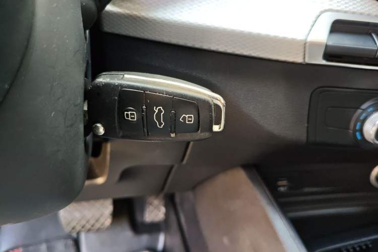 Used Audi Q2L 2021 35 TFSI Progressive Dynamic Edition Interior 1