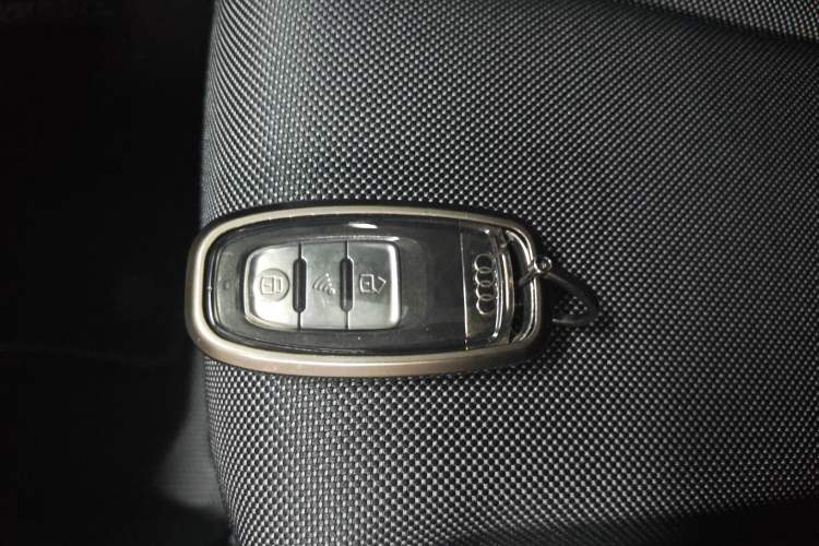 Used Audi Q2L 2021 35 TFSI Progressive Dynamic Edition Interior 1