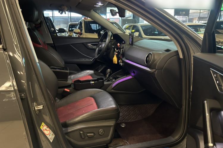 Used Audi Q2L 2021 35 TFSI Fashion Dynamic Model Interior 4