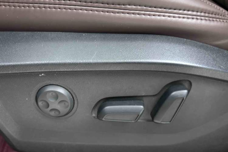Used Audi Q2L 2021 35 TFSI Fashion Dynamic Model Interior 8