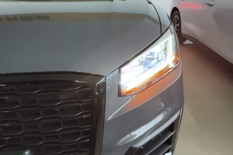 Used Audi Q2L 2021 35 TFSI Progressive Dynamic Edition Left Front Headlight