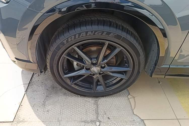Used Audi Q2L 2021 35 TFSI Fashion Dynamic Model Left Front Wheel Hub
