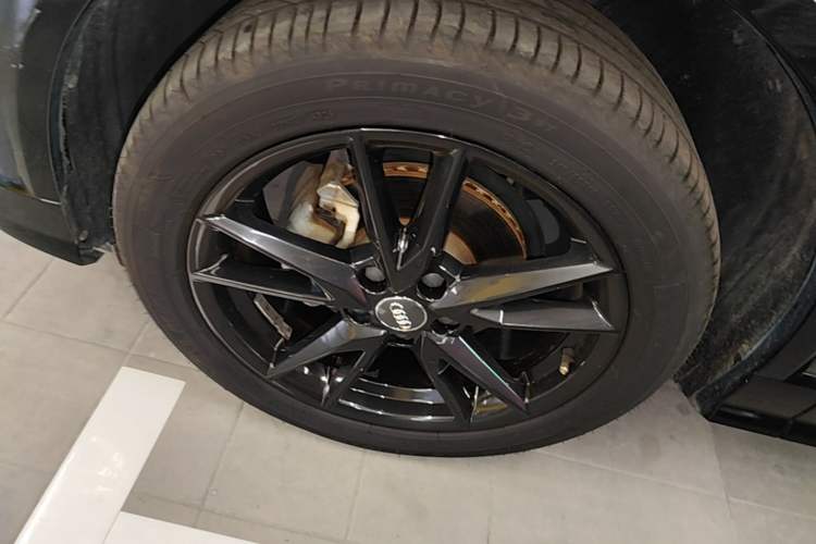 Used Audi Q2L 2021 35 TFSI Fashion Dynamic Model Left Front Wheel Hub