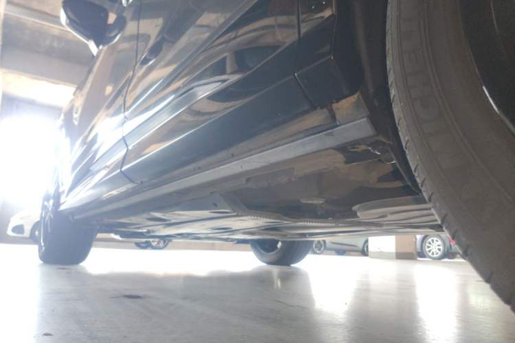 Used Audi Q2L 2021 35 TFSI Progressive Dynamic Edition Left Side Sill