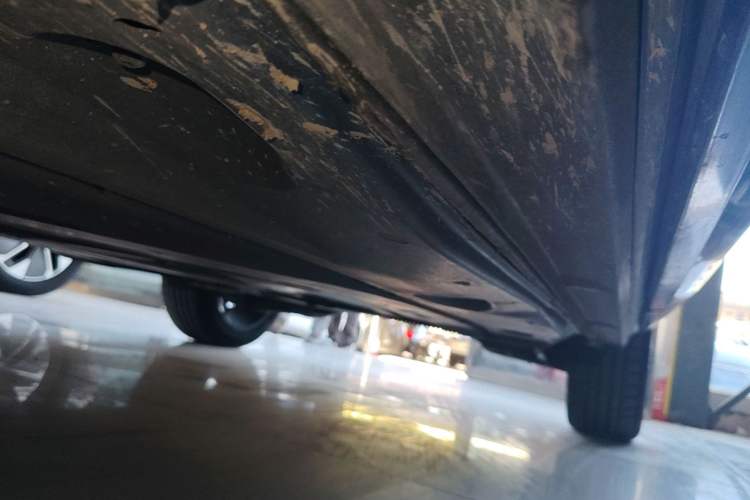 Used Audi Q2L 2021 35 TFSI Progressive Dynamic Edition Left Side Sill