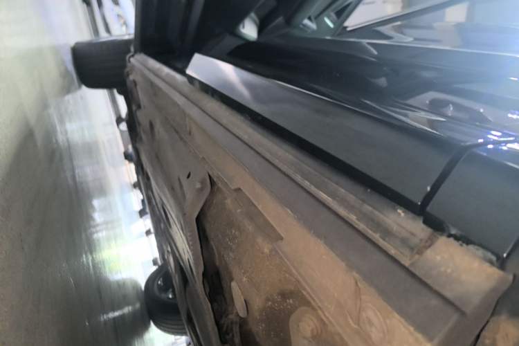 Used Audi Q2L 2021 35 TFSI Fashion Dynamic Model Left Side Sill