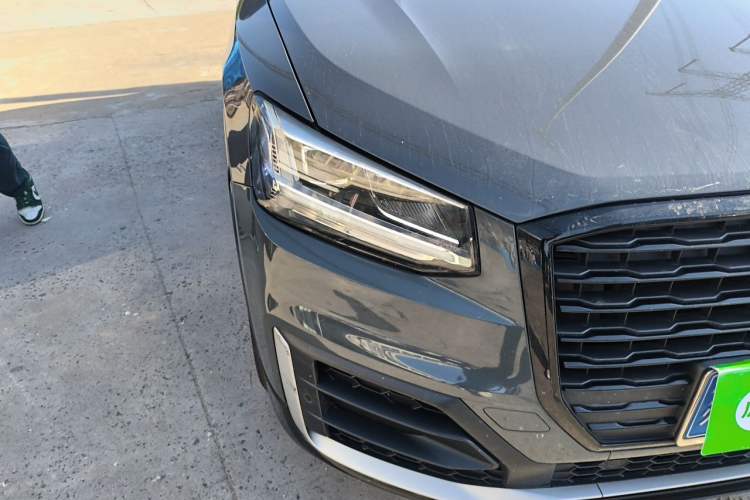 Used Audi Q2L 2021 35 TFSI Fashion Dynamic Model Right Front Headlight